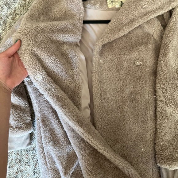 Autumn Teddy Bear Coat - Oversized Fit - Picture 6 of 8